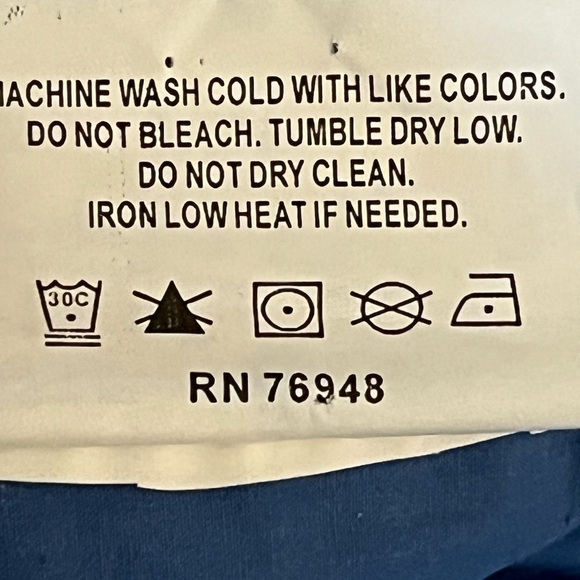 Michael Kors King size Bed Spread/ Firm Price - Picture 12 of 15